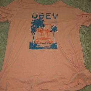 2 BUNDLE PUMA + OBEY T SHIRT